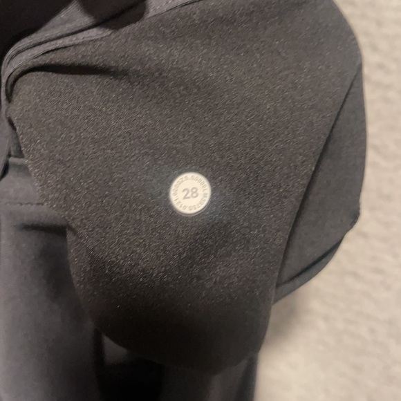 Lululemon commission pants Slim-Fit Trouser size 28 color Obsidian - Picture 9 of 10